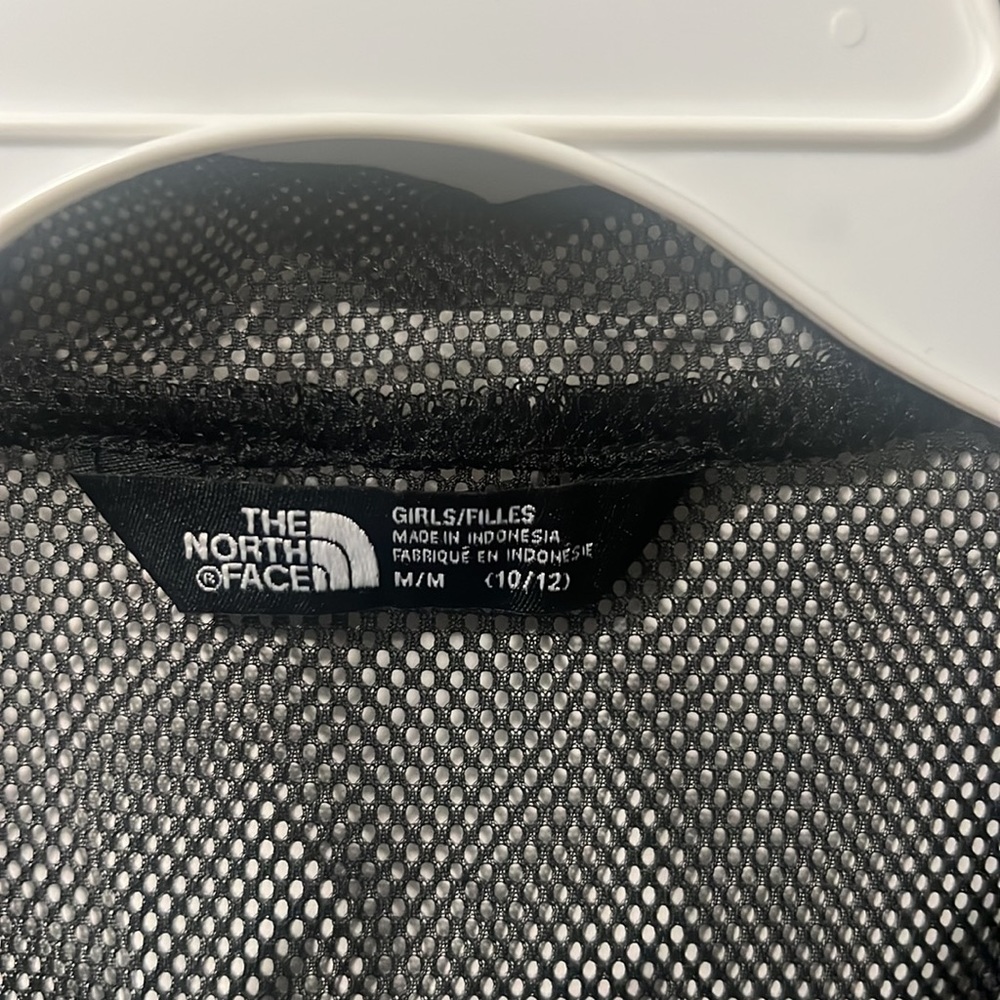 NWOT * The North Face Black Girls Jacket Size Medium 10/12 - Picture 3 of 4
